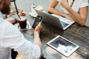 System CRM mobilny na smartfon