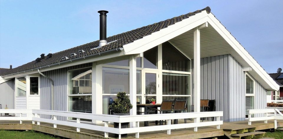 Kuchnia na drewno z piekarnikiem – funkcjonalność i tradycja w jednym